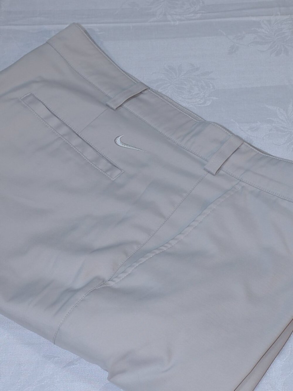 Nike Golf Tour Performance Dri-FIT Shorts -- Beige Khaki -- Men's Size 38
